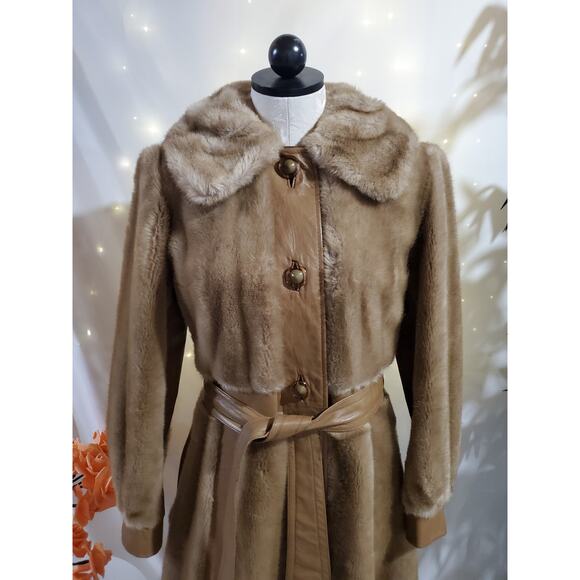 Vtg Tissavel France Faux Fur Belted Leather Coat and Gloves Womens Size 6 Tan - Picture 5 of 15